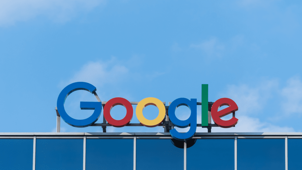Hackers Demand Google “Fire” Senior Threat Researchers Or Face Data Breach